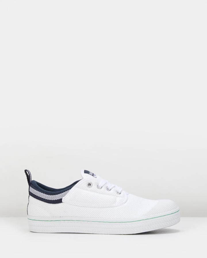 Volley Classic Canvas Shoe White Navy - 8